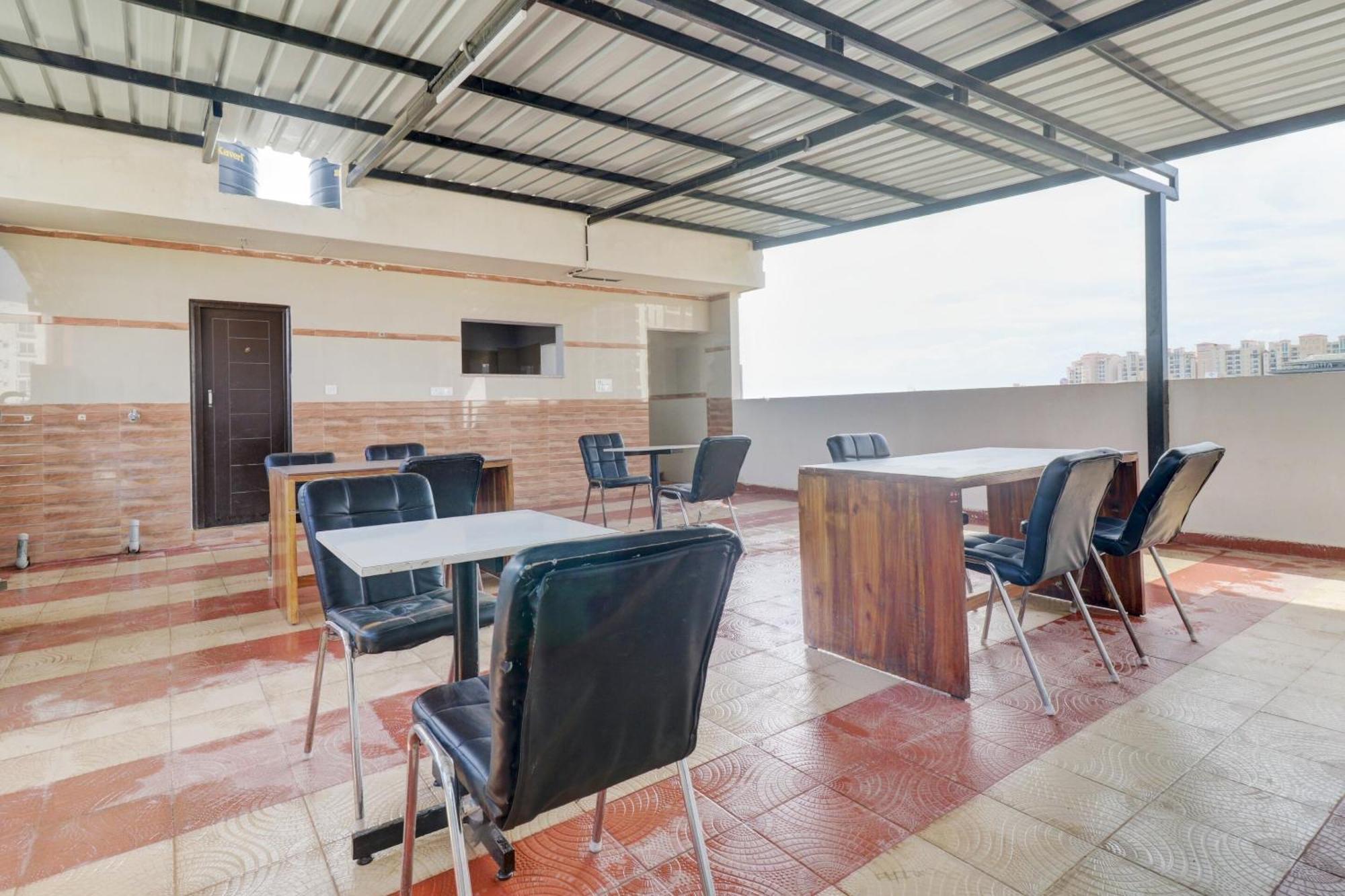 Hotel O Elite Lifestyle Red Rose Near 7D Voyage بنغالور المظهر الخارجي الصورة